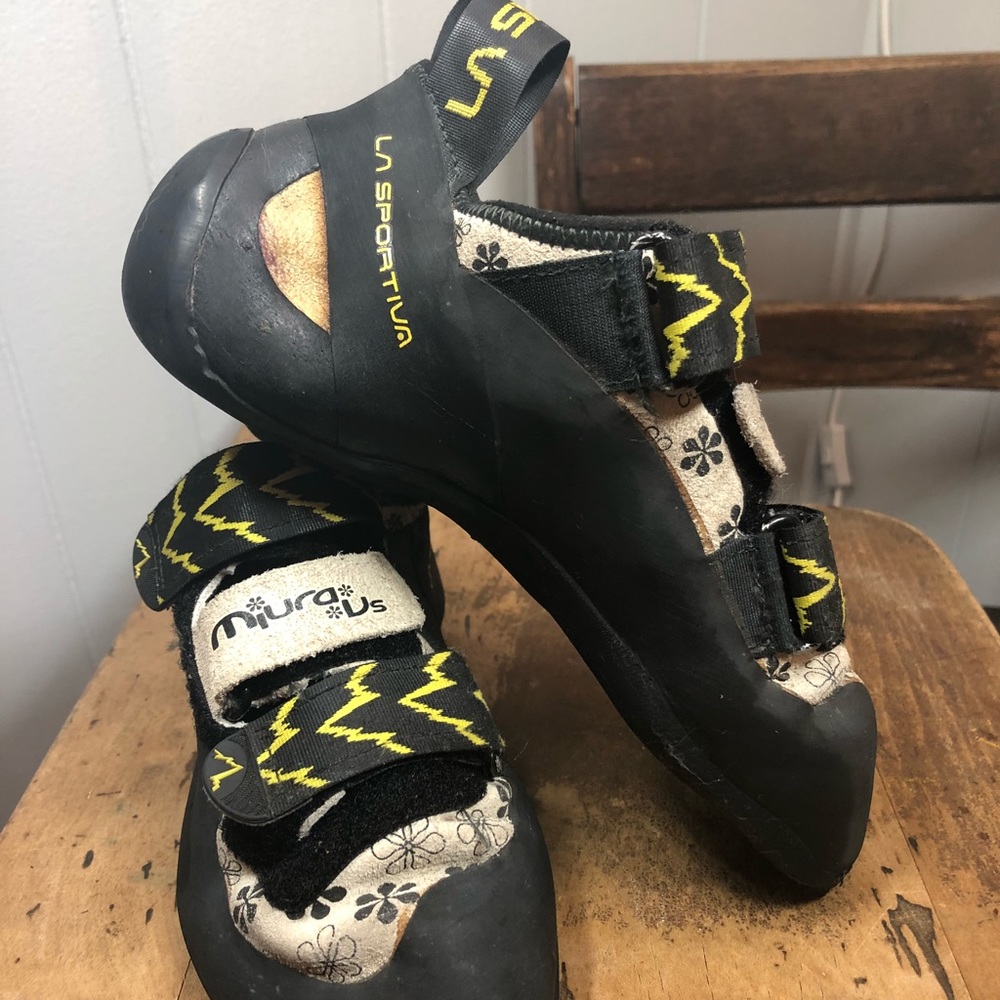 La Sportiva Miura rock climbing shoes 36